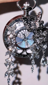 Butterfly Pocket Watch – Vintage-Inspired Keepsake with Crystal Charms (Moving Hands)